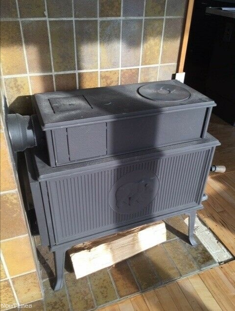 For Sale Jøtul F 118 Black Bear Wood Burning Stove (Liverpool, Merseyside)  | NomTimes UK