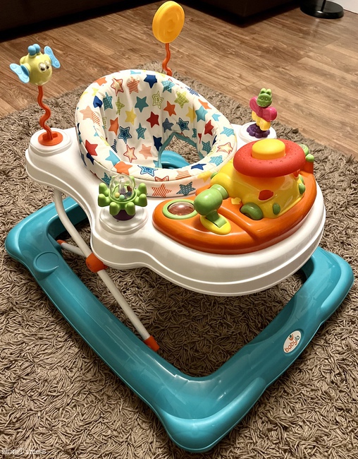 Babylo Twist About Baby Walker (Dagenham, London) NomTimes UK
